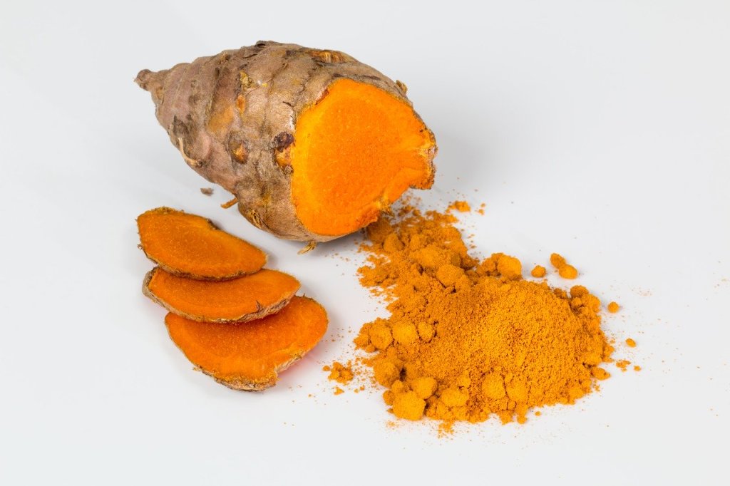 benefits of turmeric for health and skin,